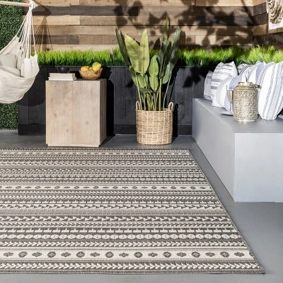 NuLOOM Teofila Outdoor Area Rug 9 NuLOOM Teofila Outdoor Area Rug - Image 7