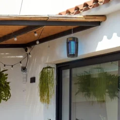 Black & Decker BLACK+DECKER Outdoor/Indoor Bug Zapper -Garden Promotional Store GUEST 24272b3d 8426 4960 92d9 c774c228ea9b