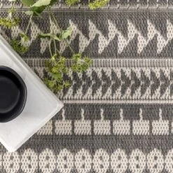 NuLOOM Teofila Outdoor Area Rug 17 NuLOOM Teofila Outdoor Area Rug -Garden Promotional Store GUEST 28a3c835 790b 4300 ab96 27941a4f13b9