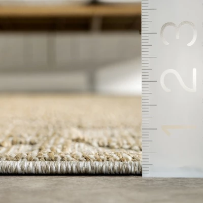 NuLOOM Miesha PersianTransitional Indoor/Outdoor Patio Area Rug 4 NuLOOM Miesha PersianTransitional Indoor/Outdoor Patio Area Rug - Image 2