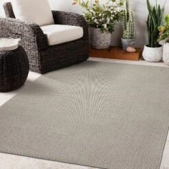 World Rug Gallery Solid Contemporary Indoor/Outdoor Area Rug -Garden Promotional Store GUEST 598f24c0 559d 4c5b aabc 9b33e1253866