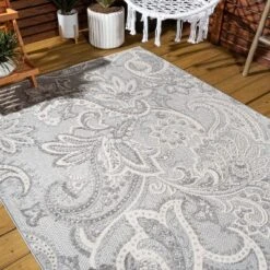Julien Paisley High-Low Indoor/Outdoor Area Rug - JONATHAN Y -Garden Promotional Store GUEST 5ac5d03e ee04 4d94 95b0 2b2f1952e6b2