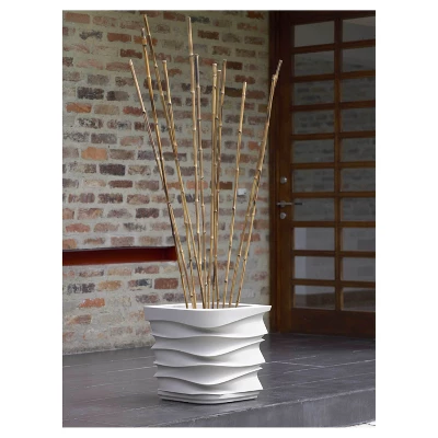 Crescent Garden Contour Eye Ain'T Square Indoor Outdoor Novelty Planters 3 Crescent Garden Contour Eye Ain'T Square Indoor Outdoor Novelty Planters