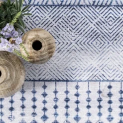 NuLOOM Codi Moroccan Banded Machine Washable Indoor/Outdoor Patio Area Rug -Garden Promotional Store GUEST a80cf0e6 6b69 4f70 bcdc 5d807b893ac1