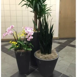 Crescent Garden Gramercy Plastic Planter Pots