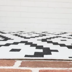 Elio Diamond Trellis Rectangular Indoor/Outdoor Rug - Balta Rugs -Garden Promotional Store GUEST be615621 7d9a 419b a1d8 6d9925682529